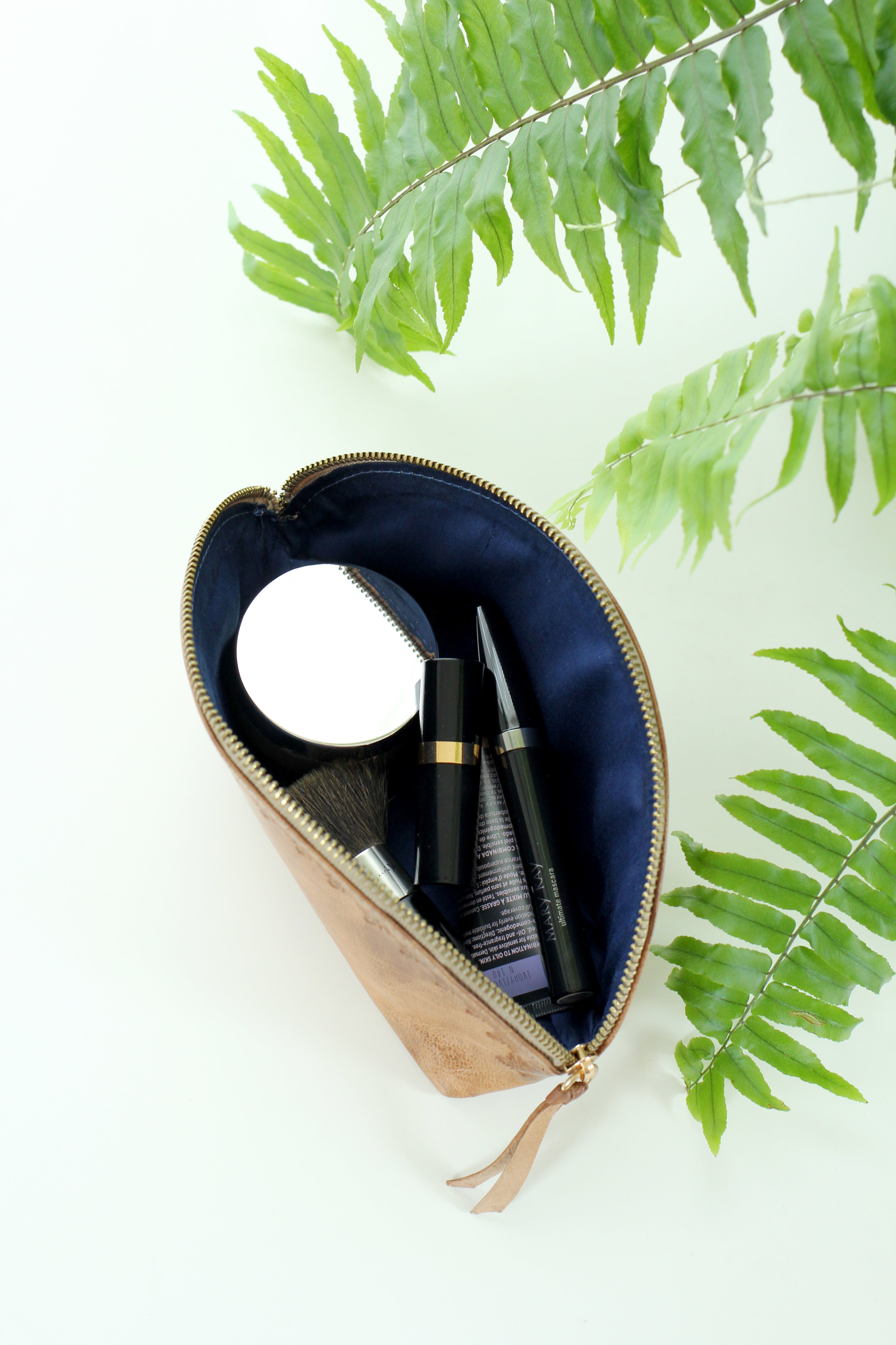 その他 soorploom travel pouch Blossom Travel Pouch - Large or Small – Fair Trade Federation