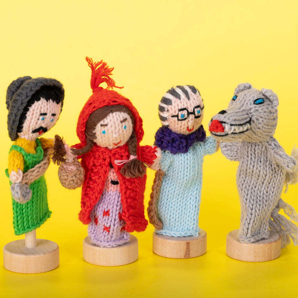 Little Red Gift Set of 4 Finger Puppets in Organic Cotton