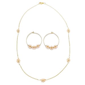 Daisy gold necklace 2